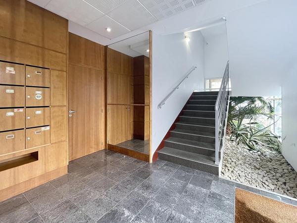 Appartement 2 chambres, Terrasses 40m2 stationnement privatif