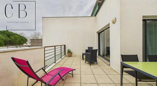 Appartement 2 chambres, Terrasses 40m2 stationnement privatif