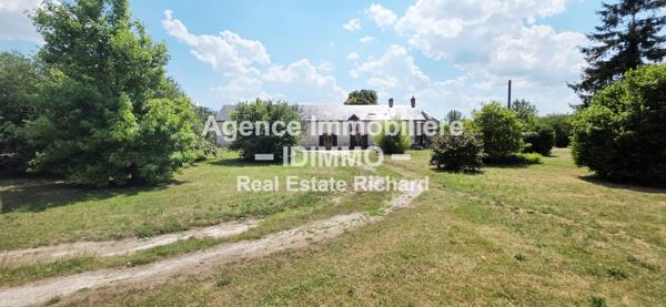 A VENDRE grand Corps de Ferme au Calme Absolu - CORBEILLES EN GATINAIS 45490 Corbeilles (45490)