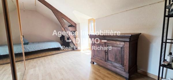 A VENDRE grand Corps de Ferme au Calme Absolu - CORBEILLES EN GATINAIS 45490 Corbeilles (45490)