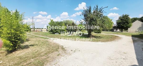 A VENDRE grand Corps de Ferme au Calme Absolu - CORBEILLES EN GATINAIS 45490 Corbeilles (45490)