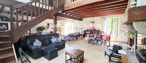 A VENDRE grand Corps de Ferme au Calme Absolu - CORBEILLES EN GATINAIS 45490 Corbeilles (45490)