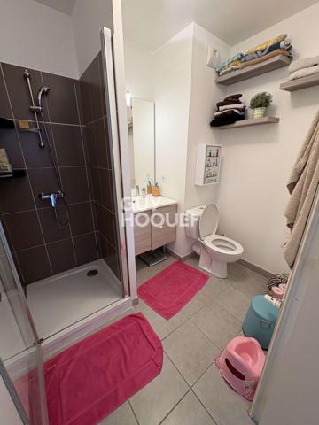 APPARTEMENT À LOUER DE 4 PIÈCES DE 84,40 M²