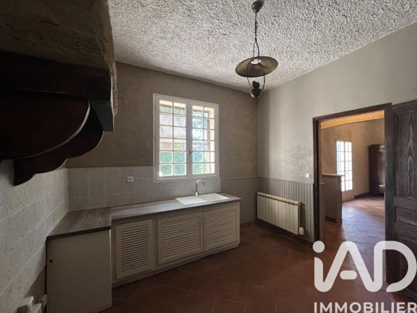 Maison à vendre 7 pièces 150 m² Arles