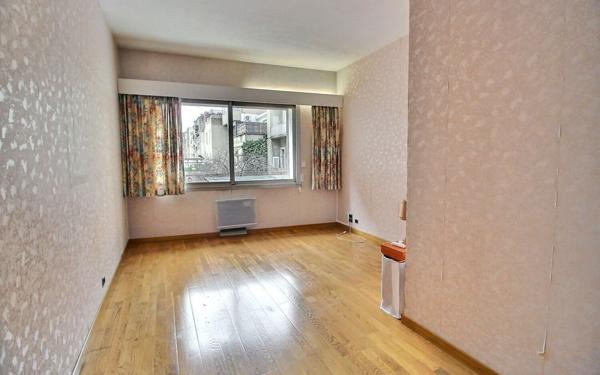 Maison à vendre    2 pièces •  Marseille 5