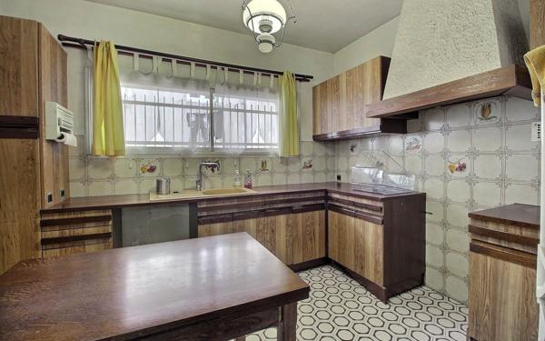 Maison à vendre    2 pièces •  Marseille 5