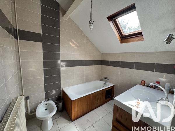 Maison à vendre 8 pièces 218 m² Montceau-les-Mines