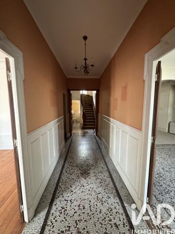 Maison à vendre 8 pièces 218 m² Montceau-les-Mines
