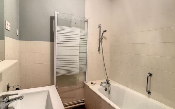 Appartement à louer    2 pièces • 43,32 m2 Aurillac