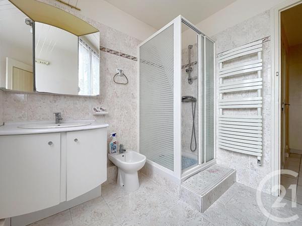 Appartement F3 à vendre  4 pièces - 86,15 m2 TROYES - 10