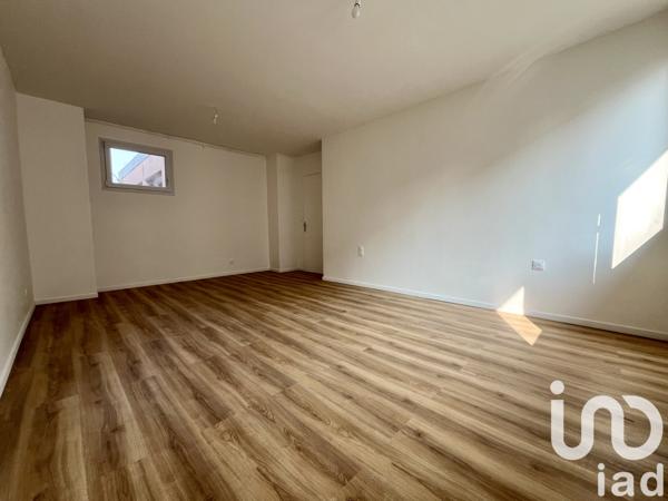 Location appartement 3 pièces 71 m² Montceau-les-Mines