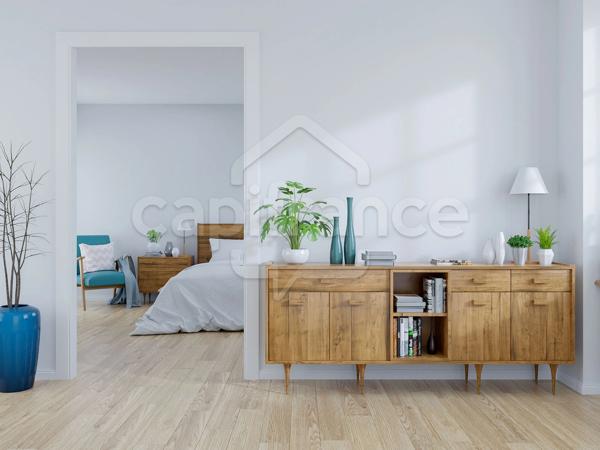 UZES (30) Appartement à vendre 4 pièces de 110 m2 avec terrasses, jardin et 2 garages fermés