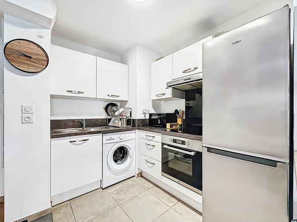 A vendre Marseille 13013 Chateau Gombert appartement t2  avec garage vendu loué