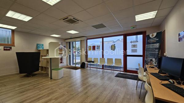 Local commercial de 108,03 m²