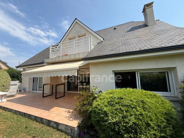 Villa contemporaine proche centre ville