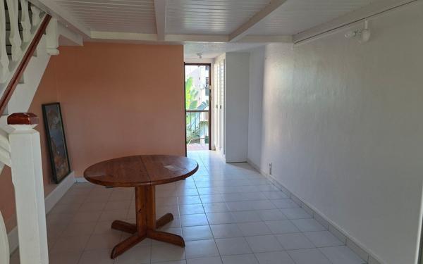 Appartement à louer    2 pièces •  Le Gosier