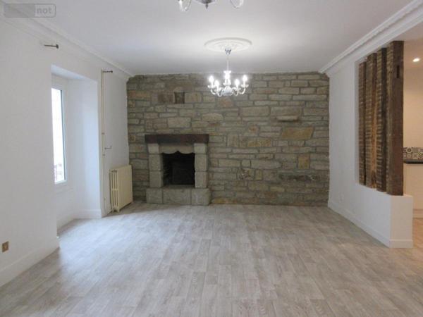 Immeuble à vendre à Locminé dans le Morbihan (56500), ref : 56077-943