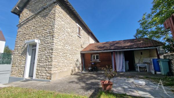 Maison Mantes La Jolie 1chambre et un bureau sur cave et 180m² de terrain