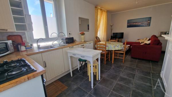 Maison Mantes La Jolie 1chambre et un bureau sur cave et 180m² de terrain