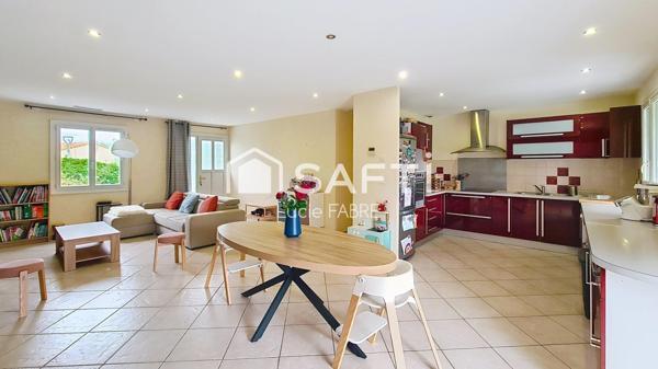 Maison à vendre à Aussonne, avec piscine et garage