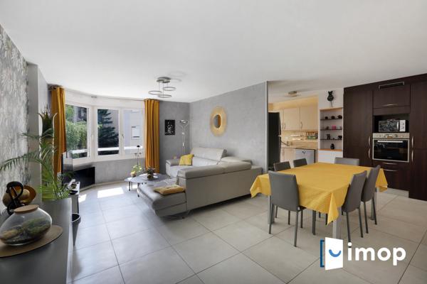 Grand appartement avec parking