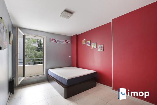 Grand appartement avec parking