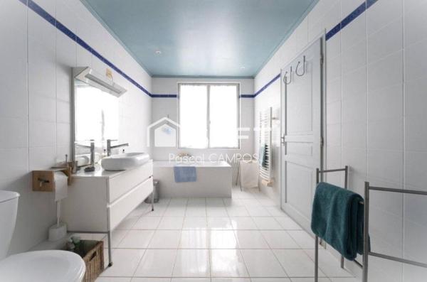 Maison t4 de 197m² sur un terrain de 943m²