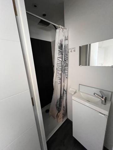 CENTRE VILLE RUE BRUAT STUDIO MEUBLE , Brest