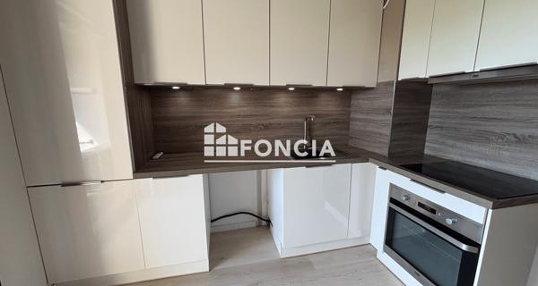 Location Appartement 2 pièces 25.1 m² - La Londe-les-maures 83250