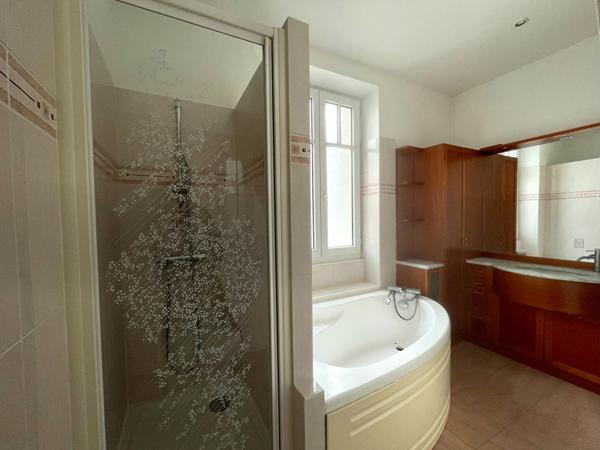 MAISON T4,  
Nantes 44000