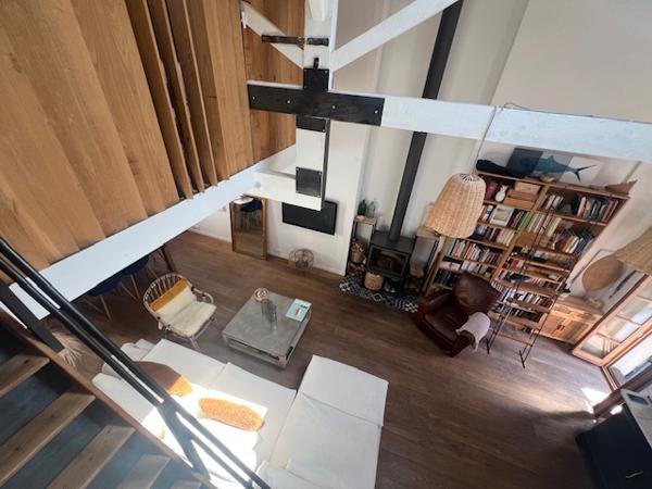 Marseille (13007) VENTE APPARTEMENT DUPLEX COMME UNE MAISON TYPE 4 81,59 M2 CARREZ (110 M2 HABITABLE) JARDIN TERRASSE BASSIN ST