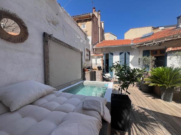 Marseille (13007) VENTE APPARTEMENT DUPLEX COMME UNE MAISON TYPE 4 81,59 M2 CARREZ (110 M2 HABITABLE) JARDIN TERRASSE BASSIN ST