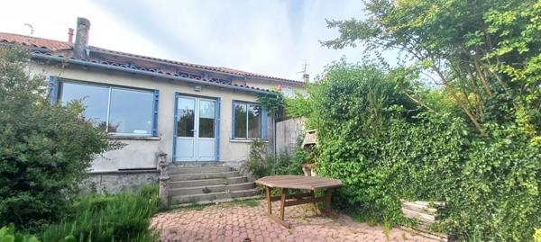 Maison à vendre 119 460 € Ribérac 4 p 100 m² DPE C
