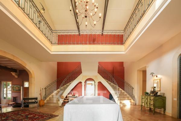 Domaine d’exception à Arles – Mas provençal avec installations équestres