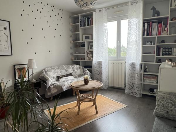 Conques-sur-Orbiel (11600) CONQUES SUR ORBIEL - RARE - MAISON DE PLAIN PIED 4 CHAMBRES SUR TERRAIN DE 2000M2 AVEC PISCINE