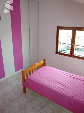 NOE (31410) : villa T8, 205 m2, 5 chambres, dans parc de 1500 m2, divisible.