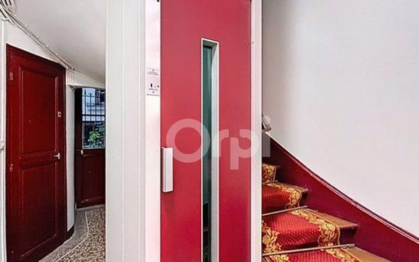 Appartement à vendre    5 pièces • 76 m2 Paris 15