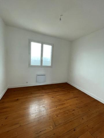 Appartement T4 de 85m² au 1er étage Castillon-Savès