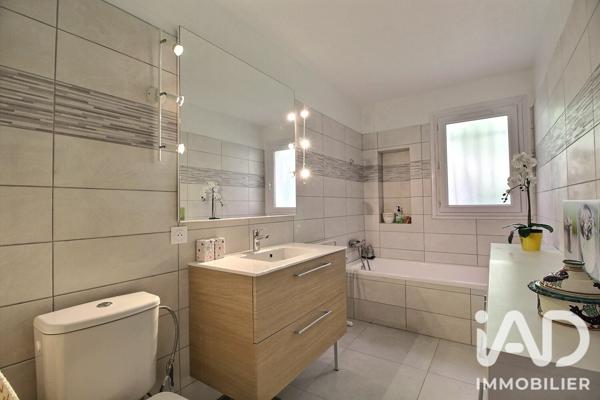 Maison à vendre 8 pièces 240 m² Bandol