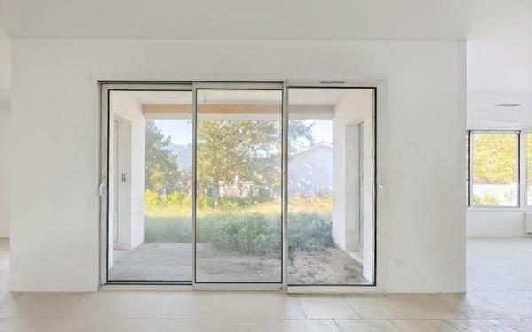 Maison à vendre    4 pièces •  Vielle-Saint-Girons