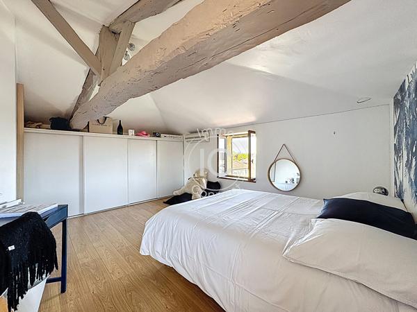 Maison ancienne rénovée de 240 m² avec piscine - Montanay