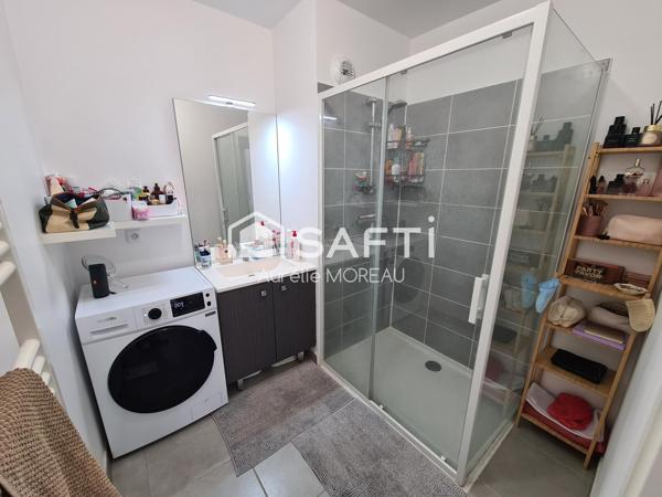 Appartement T3 balcon deux places de parking