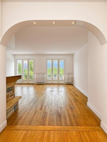 MAISON 6 PIECES 475 000 EUROS