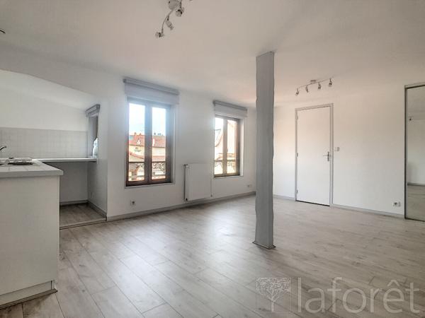 Location appartement près de CHALONS EN CHAMPAGNE - 1 pièce(s) - 34 m² - 490 €/mois