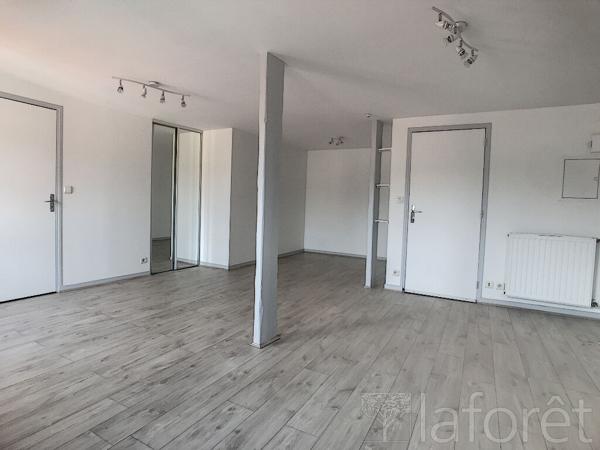 Location appartement près de CHALONS EN CHAMPAGNE - 1 pièce(s) - 34 m² - 490 €/mois