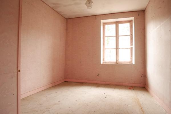 MAISON INDIVIDUELLE A RENOVER, AVEC TERRAIN