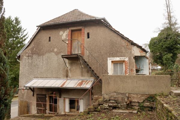 MAISON INDIVIDUELLE A RENOVER, AVEC TERRAIN