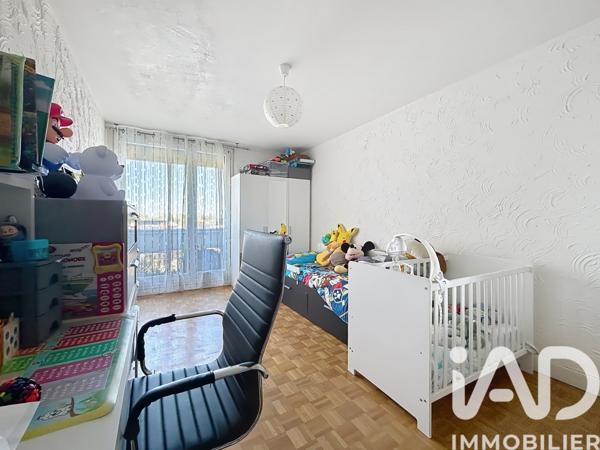 Appartement à vendre 3 pièces 61,9 m² Pontault-Combault