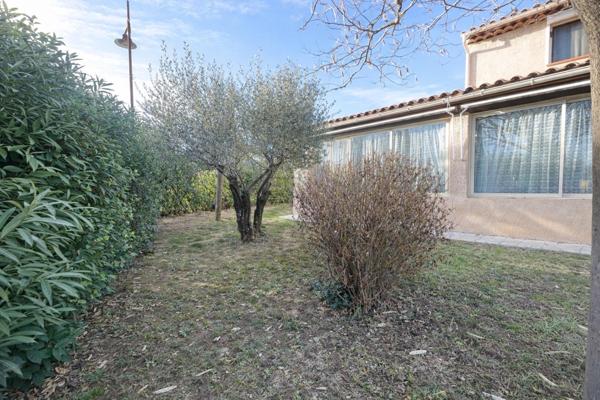 Maison type T5 150 m2 hab  avec Garage et piscine