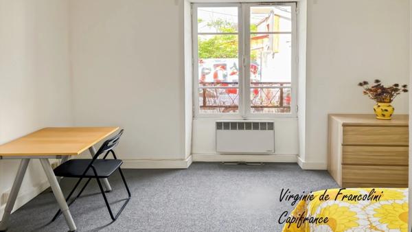 Quartier Mairie - A 3 mn à pied métro Mairie de Montreuil (L9)-A vendre Appartement T1-Traversant -Bien agencé- Calme